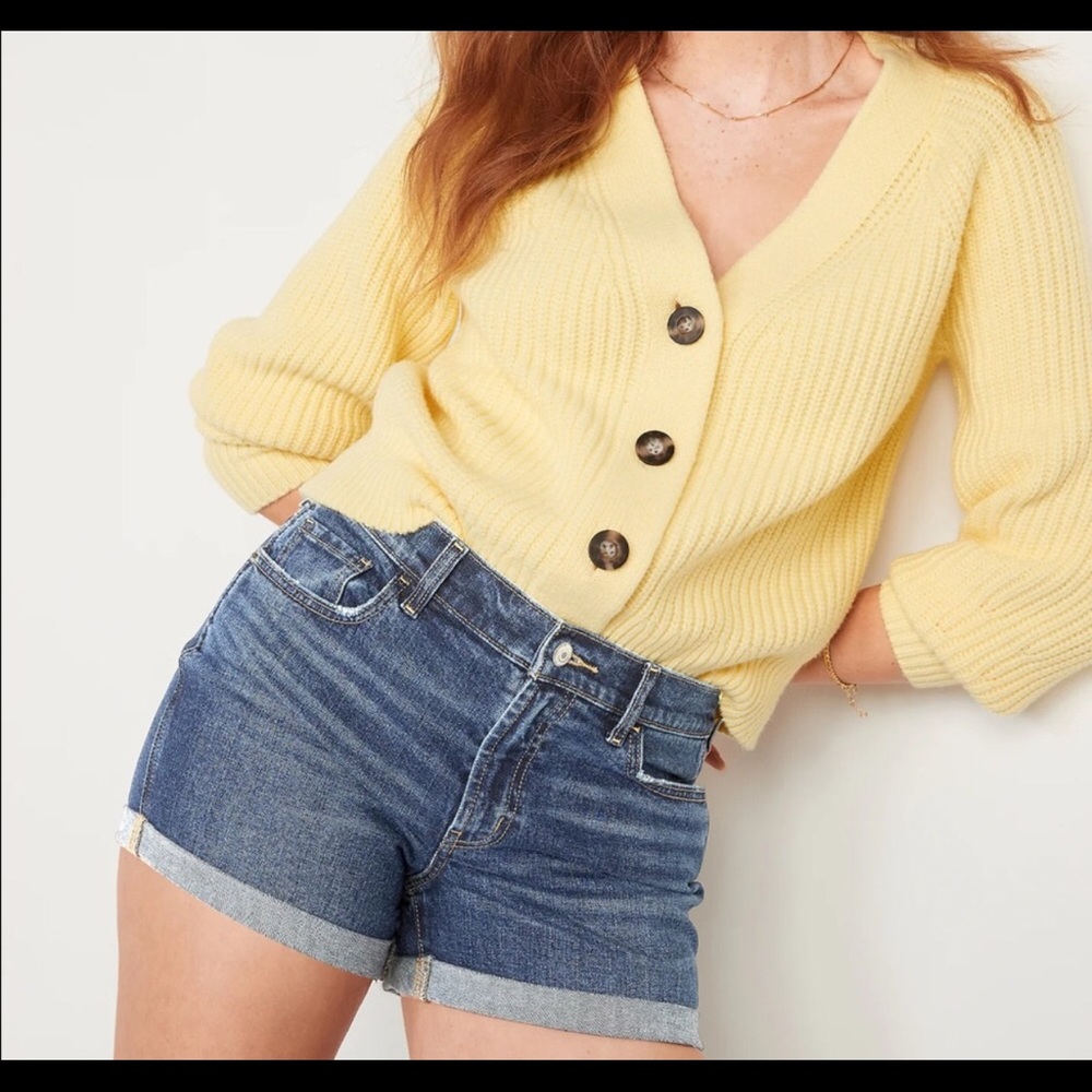 Old Navy Boyfriend Shorts •Sale•